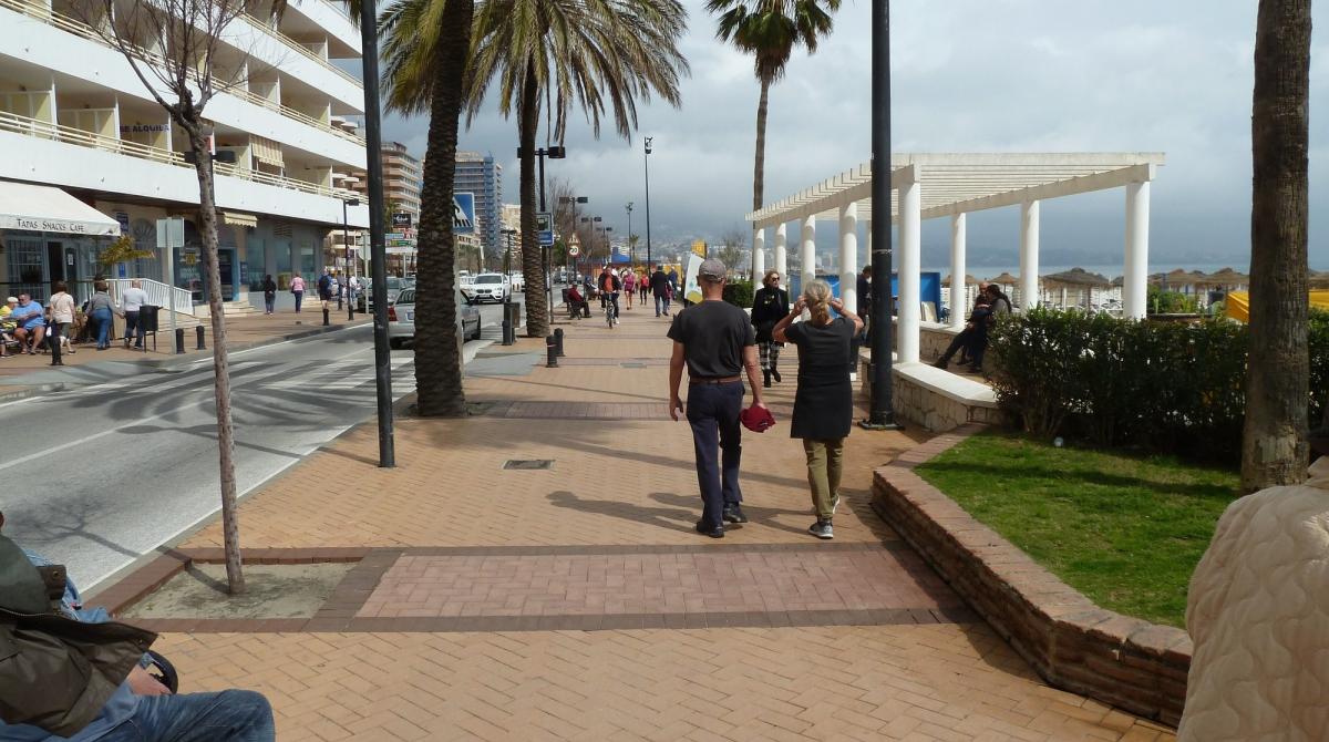 Spanien strandpromenad